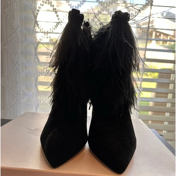 Jessica Simpson's Feather ankle booties with stiletto heels - Picture 2 of 6